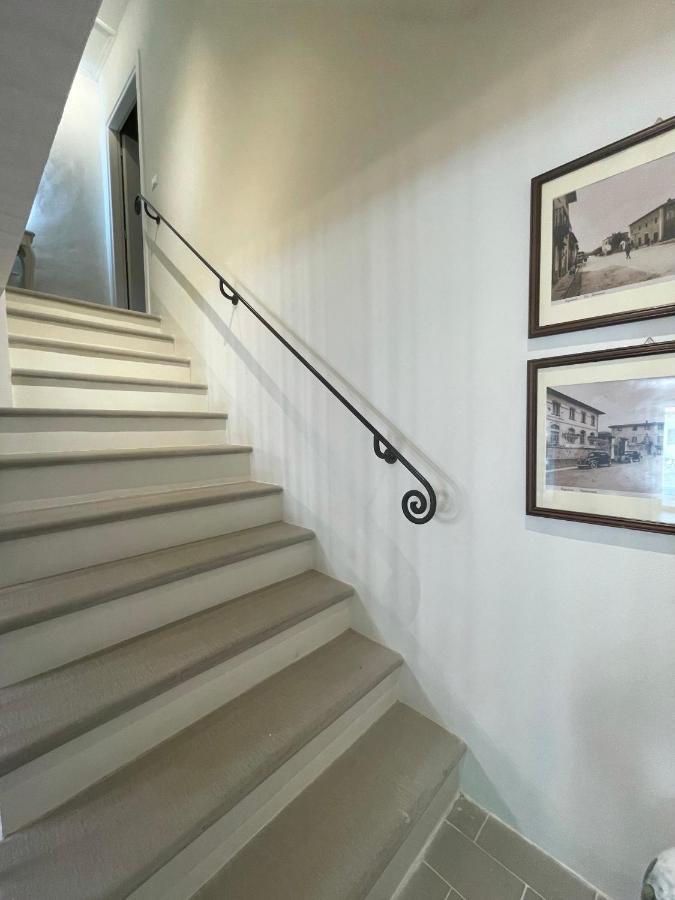 Sassaia11 Villa อาเรซโซ ภายนอก รูปภาพ